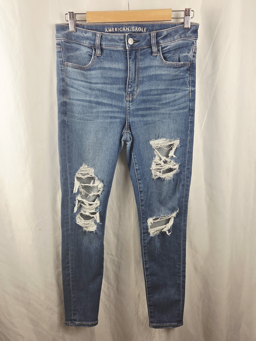 American Eagle High Rise Jegging Distressed Jeans Ripped Short Skinny Size 8